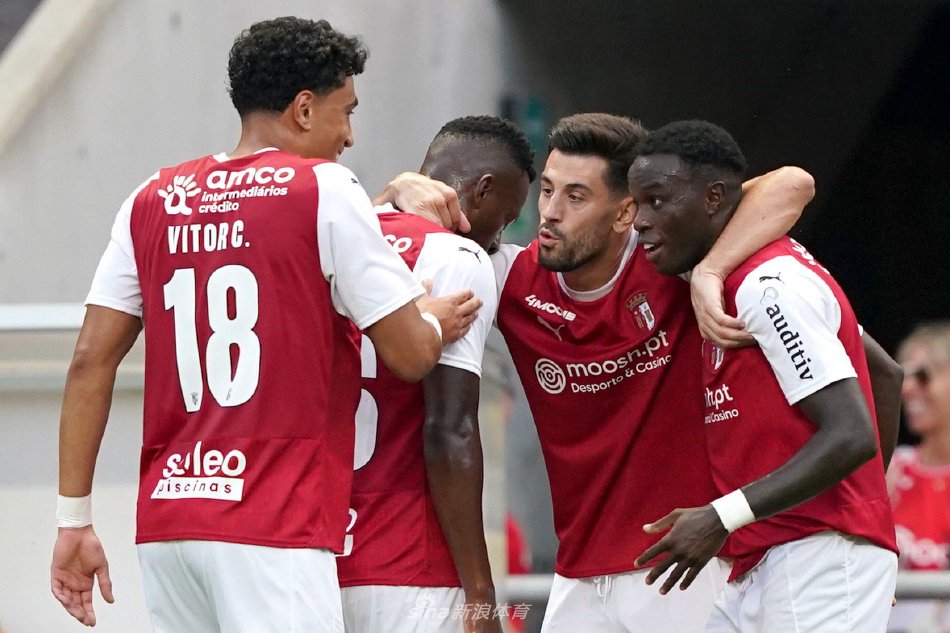 场决赛中 场决赛中